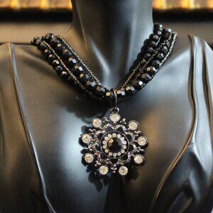 Gothic Victorian Style Rhinestone Black Acrylic Glass Necklace